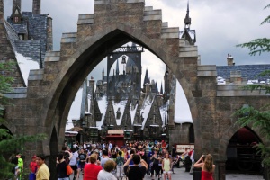 20.jun.2014 - Pré-inauguração para imprensa do "O Mundo Mágico de Harry Potter - o Beco Diagonal", no Universal Orlando Resort, em Orlando, Florida. A nova atração, que abre ao público em 8 de julho, é a expansão do mundo original de Harry Potter, que foi inaugurado em 2010 - REUTERS/David Manning