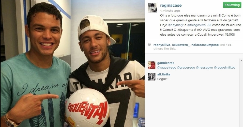 22.jun.2014 - A apresentadora Regina Casé postou foto dos jogadores Thiago Silva e Neymar com bola do programa 