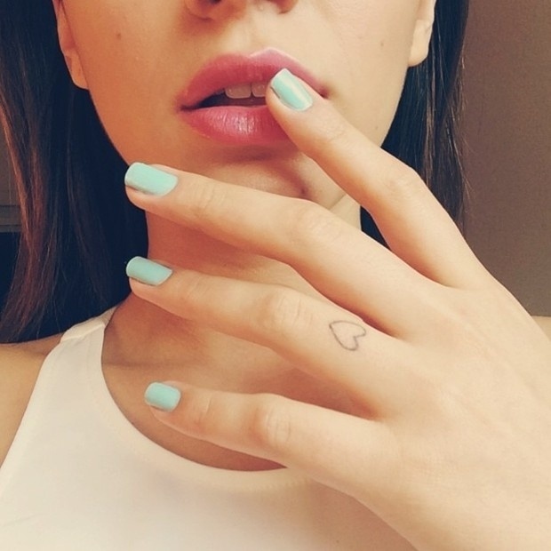 22.jun.2014 - A atriz Bruna Marquezine publicou uma foto sugestiva em seu perfil no Instagram