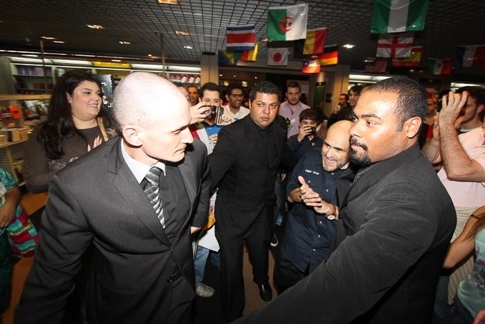 22.jun.2014 - O ator Edgar Vivar, famoso por interpretar os personagens Sr. Barriga e Nhonho do seriado "Chaves", vai à lançamento do jogo  "Chaves Kart " em livraria de São Paulo - Rodrigo Zerner/AgNews