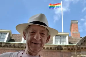 O ator Ian McKellen que prestará homenagem aos 400 anos da morte de Shakespeare - Reprodução/Facebook/Ian McKellen