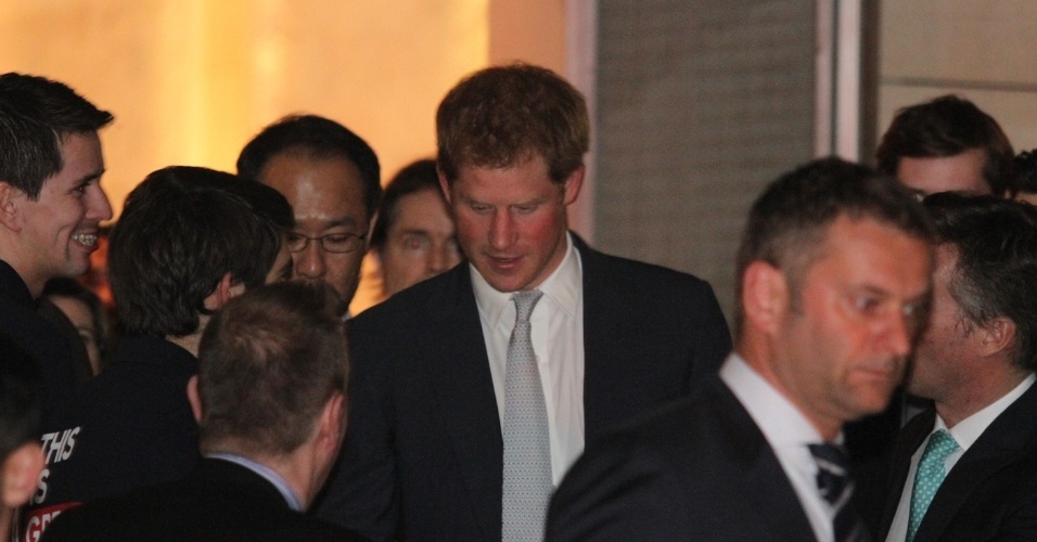 25.jun.2014 - Príncipe Harry deixa a Casa Britânico Brasileira onde participou de um jantar em homenagem ao aniversário da Rainha Elizabeth II, em São Paulo