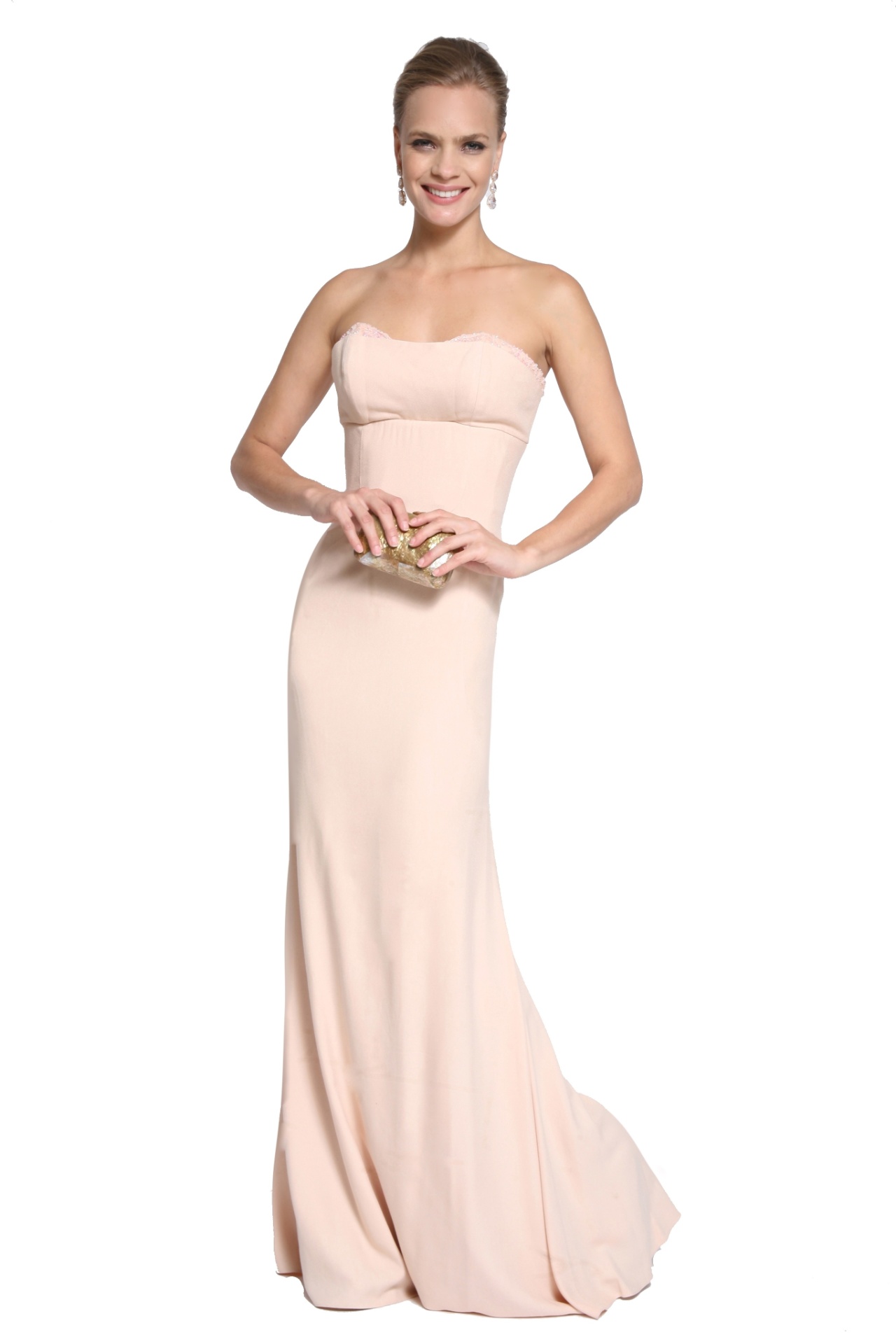 Vestido longo de viscose, da Tufi Duek, é opção para debutante. Pode ser alugado na Dress & Go (www.dressandgo.com.br) por R$ 425. Preço pesquisado em junho de 2014. Sujeito a alterações - Divulgação