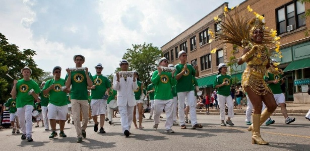 Desfile da Evanston Escola de Samba em Chicago - Divulgação