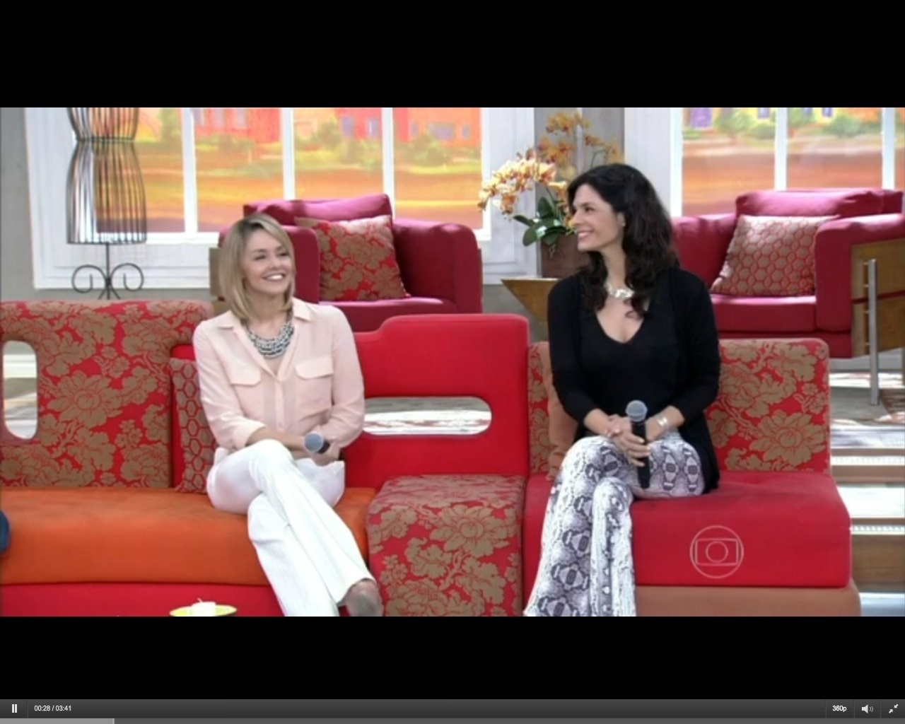 Bianca Rinaldi - Fotos - UOL TV e Famosos