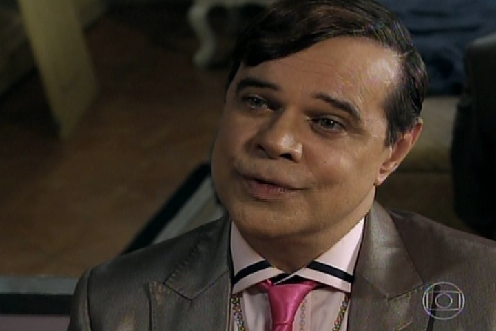 2.jul.2014 - Marília Pêra voltou ao "Pé na Cova" no episódio exibido na noite desta terça-feira (1) sem grandes alardes