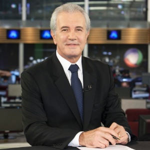 Jornalista Celso Freitas renova contrato com a Record para mais quatro anos