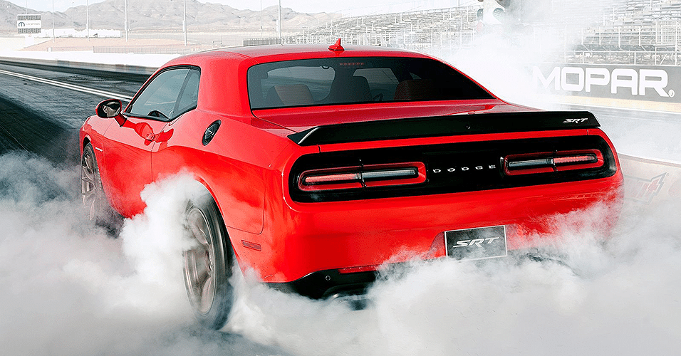 Dodge Challenger SRT Hellcat - Divulgação