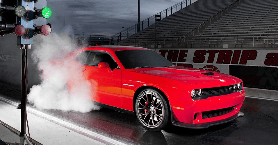 Dodge Challenger SRT Hellcat - Divulgação