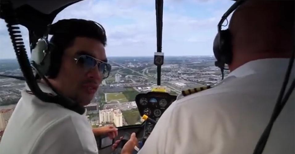 Gabriel Diniz gravou o clipe de "Minha Cara De Preocupação" em Miami, transitou por meio de carrões e voou de helicóptero - Divulgação