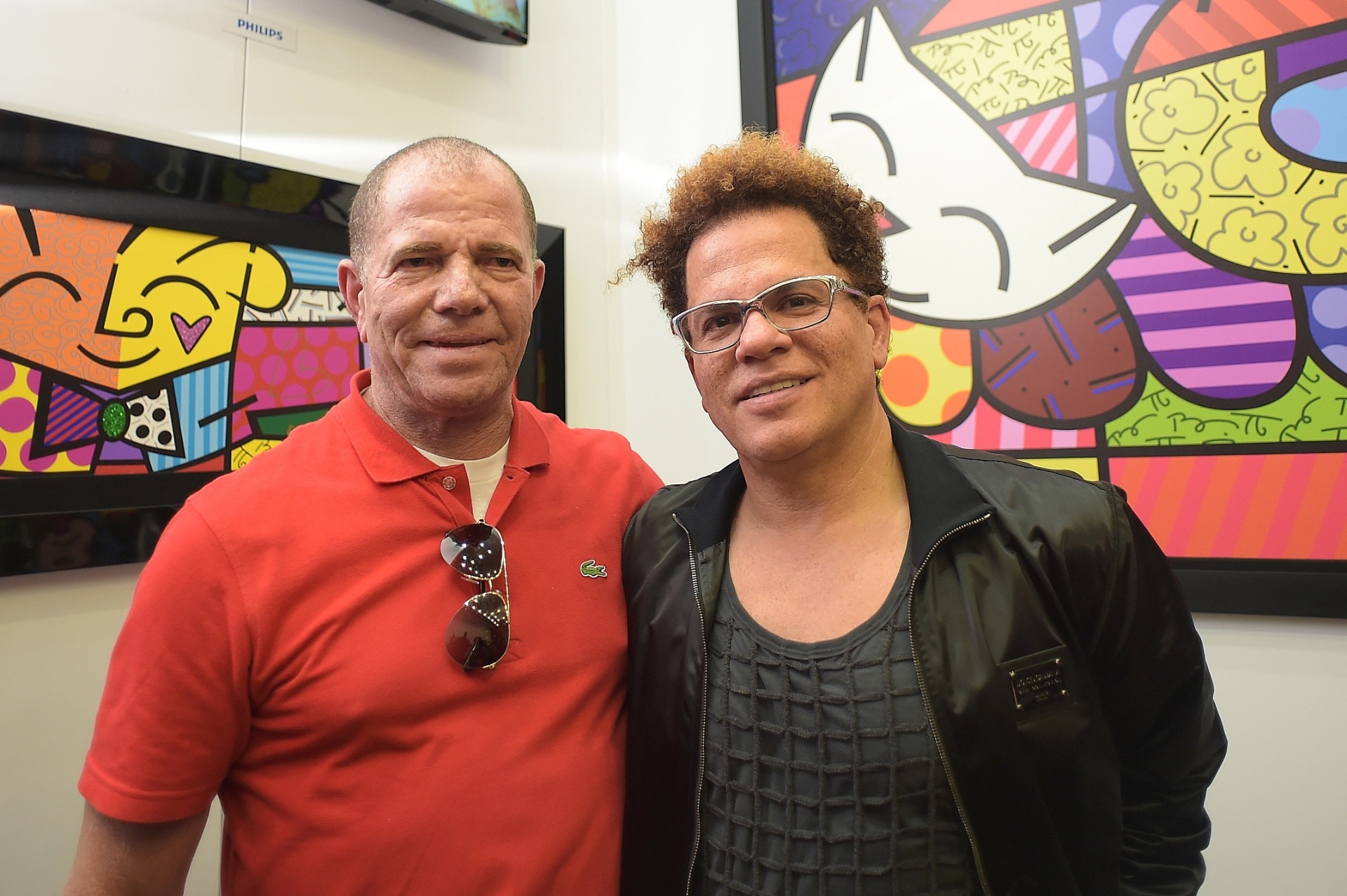 5.jul.2014 - O artista plástico Romero Britto faz tarde de autógrafos na galeria de seu irmão Robson em shopping de Campos do Jordão (SP) - Reinaldo Canato/UOL
