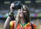 Colete de fotógrafo de Danielle Winits foi dado por patrocinador, diz Fifa - AgNews