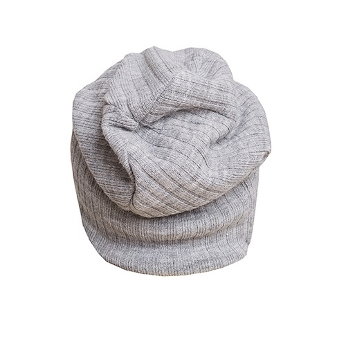 Gorro cinza canelado, da Von Der Volke. Preço: R$ 59. Informações: www.vondervolke.com | Preço e disponibilidade pesquisados em julho de 2014 e sujeitos a alterações - Divulgação