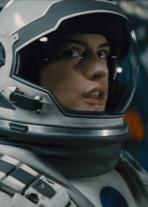 Anne Hathaway em cena de "Interstellar" - Reprodução