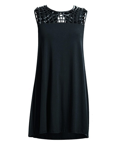 Vestido com colo em couro recortado, da Quintess, na Posthaus. Preço: R$ 99. Informações: www.posthaus.com.br | Preço e disponibilidade pesquisados em julho de 2014 e sujeitos a alterações - Divulgação