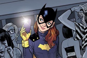 Batgirl se preocupará tanto com a faculdade como com criminosos na nova série - Divulgação