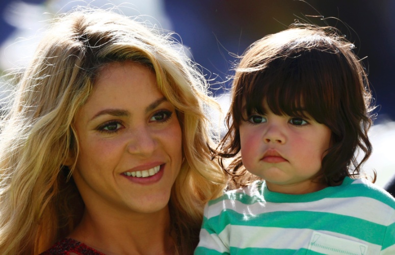 13.jul.2014 - Shakira levou o filho, Milan, à final da Copa do Mundo no estádio do Maracanã.