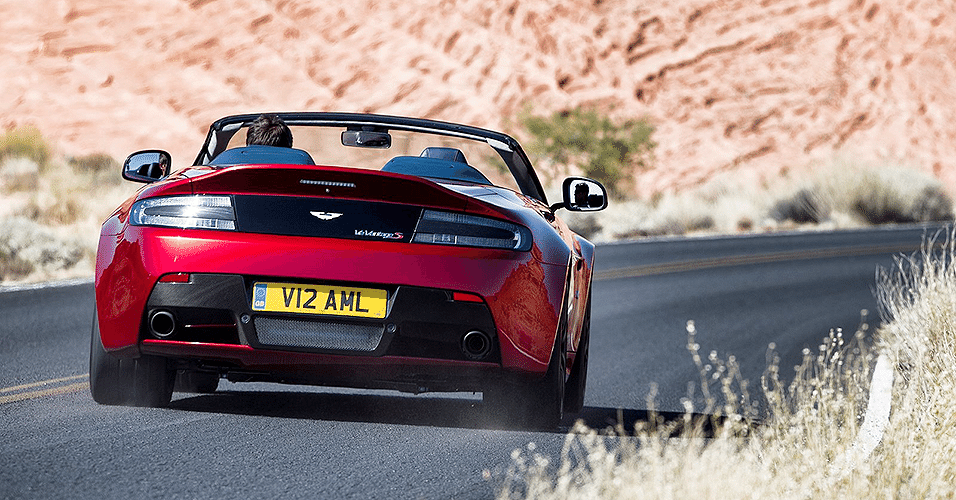 Aston Martin V12 Vantage S Roadster - Divulgação