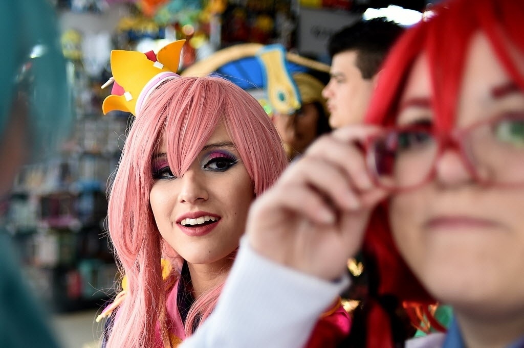 18.jul.2014 - Fãs se vestem como personagens  durante o Yamato Cosplay Cup Internation (YCCI), que à sua 7ª edição e terá sua grande final no Anime Friends 2014. O campeonato tem o objetivo de premiar o melhor cosplayer do mundo, que era regularmente realizado no Anime Dreams - Reinaldo Canato/UOL