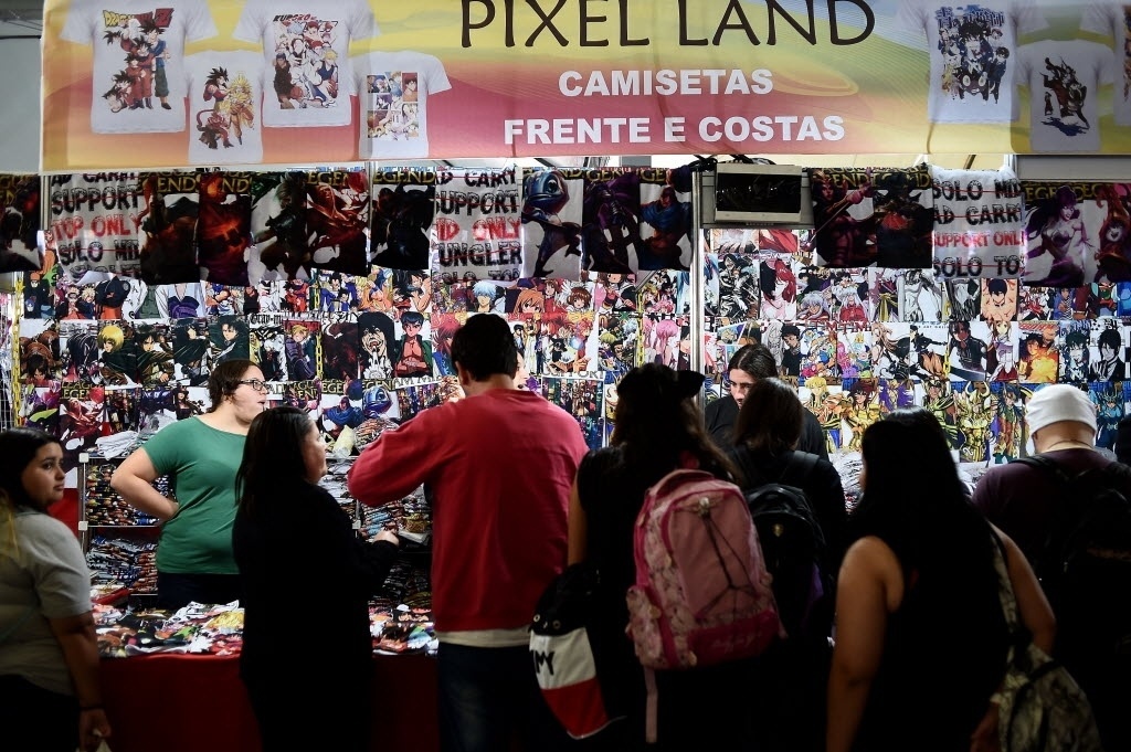 18.jul.2014 - Público curte o segundo dia do Anime Friends 2014. Em sua 11ª edição, o festival de cultura pop que acontece no Campo de Marte, em São Paulo, espera receber 100 mil visitantes para suas mais de 100 atrações ao longo de 8 dias - Reinaldo Canato/UOL