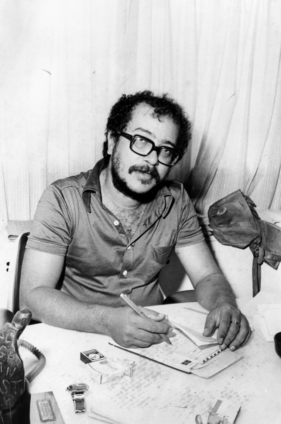 Década de 1970 - João Ubaldo Ribeiro, na década de 70, época em que escreveu "Sargento Getúlio" - Arquivo Ag. A Tarde