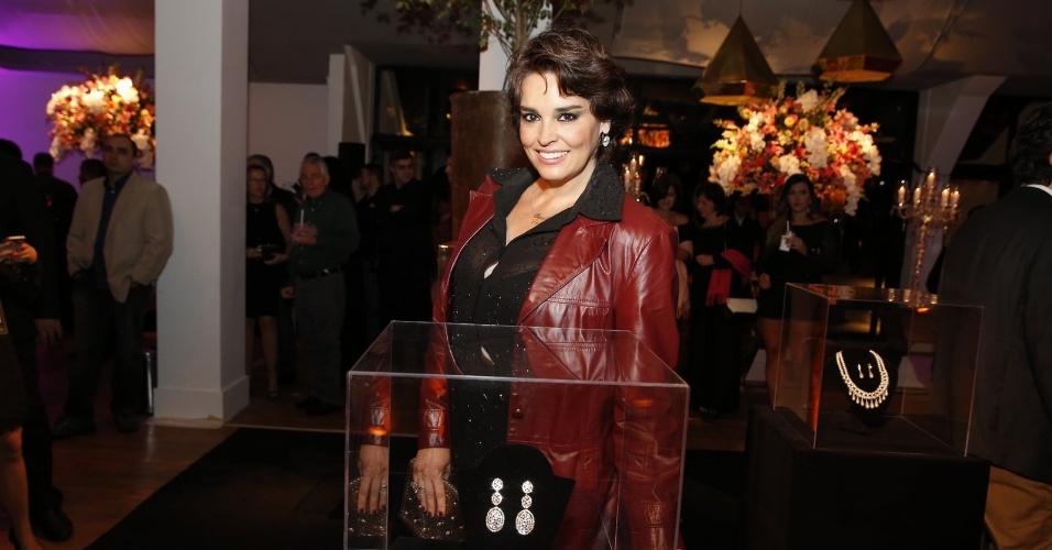 19.jul.2014 - Suzy Rêgo prestigiou a festa de lançamento da novela "Império" realizada no Rio
