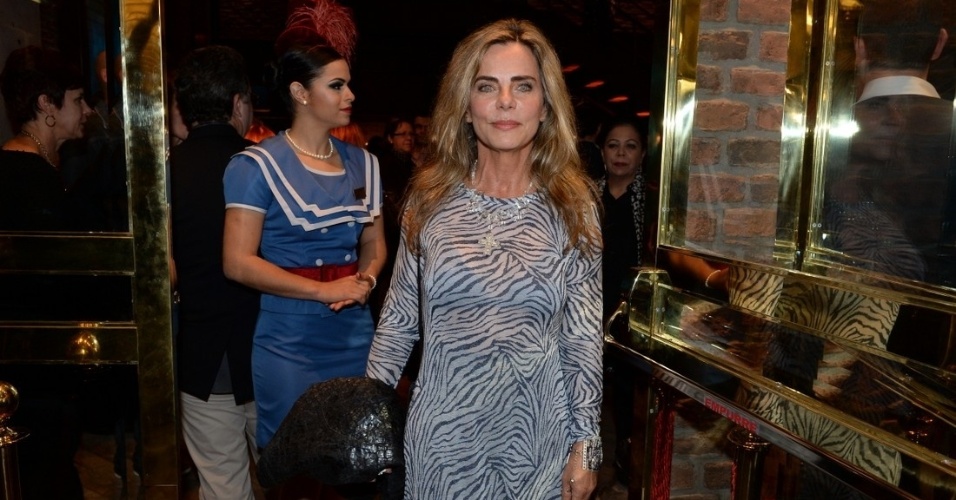 21.jul.2014 - Bruna Lombardi na inauguração do Theatro NET São Paulo, no Shopping Vila Olímpia