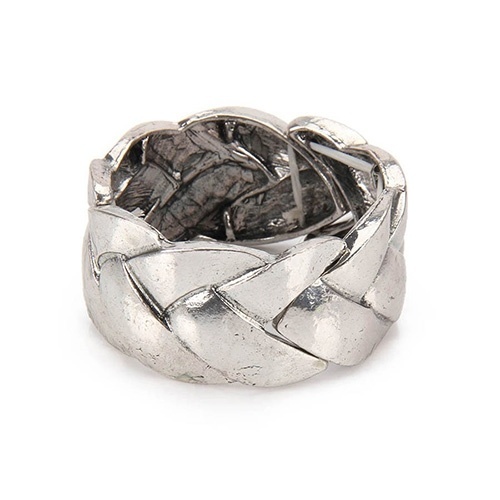 Bracelete prata, da Lara à venda na Passarela. Preço: R$ 39,99. Informações: www.passarela.com.br | Preço e disponibilidade pesquisados em julho de 2014 e sujeitos a alterações - Divulgação