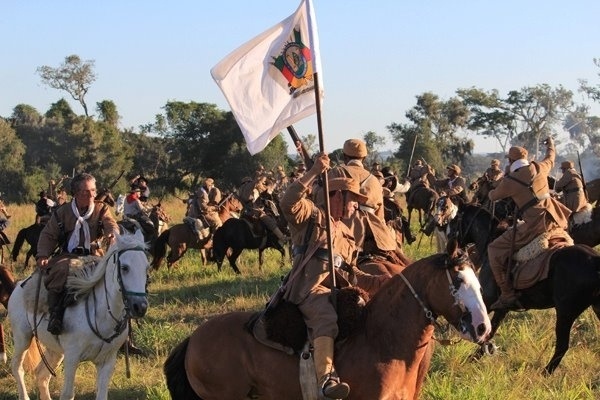 "Os Senhores da Guerra", de Tabajara Ruas - Divulgação