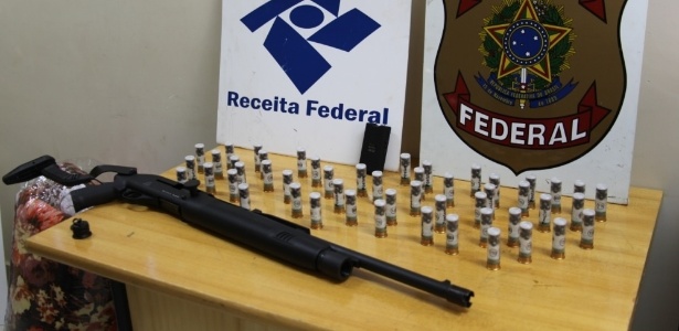 Ex-Polegar foi detido com uma arma calibre 12 e 50 munições do mesmo calibre em Foz do Iguaçu