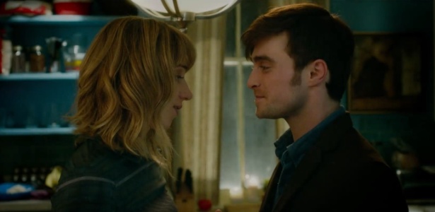 Cena de "Será que", com o ator Daniel Radcliffe - Reprodução