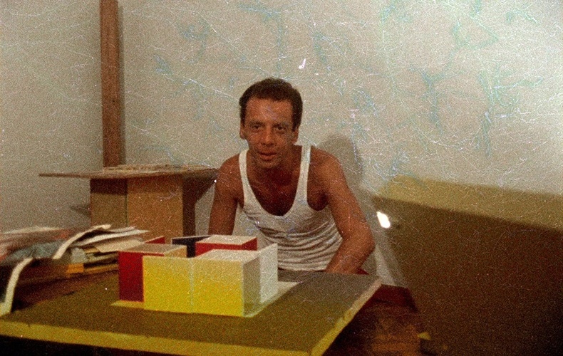 Cena de Hélio Oiticica - Divulgação/Nossa Distribuidora