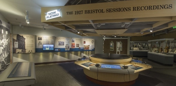 01.ago.2014 - Interior do museu The Birthplace of Country Music (O Berço da Música Country) em Bristol, no Tennessee
