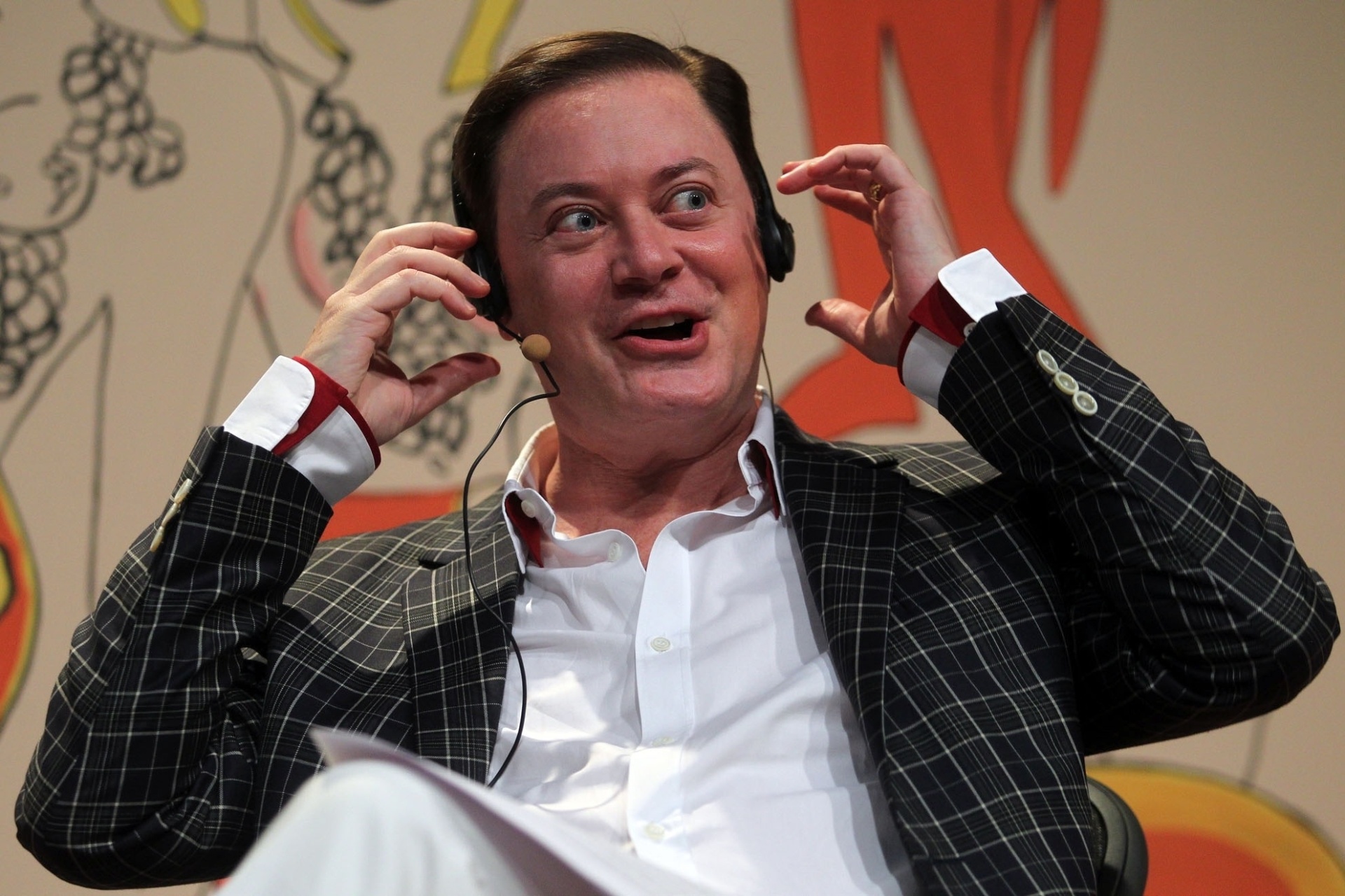 1.ago.2014 - O jornalista norte-americano Andrew Solomon, durante a mesa "Encontro com Andrew Solomon", realizada na Tenda dos Autores, na noite desta sexta-feira, durante o segundo dia da 12ª edição da Festa Literária Internacional de Paraty, a Flip - Marcos de Paula/Estadão Conteúdo