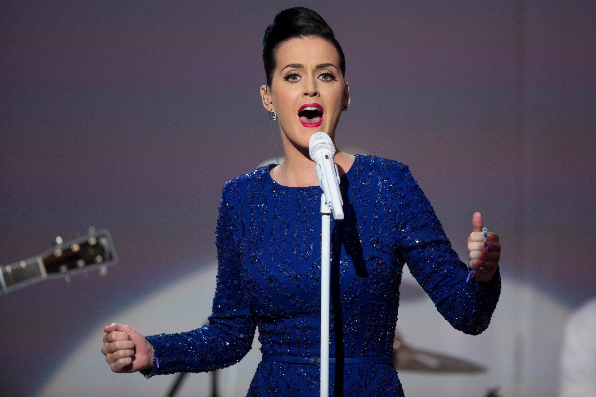 Vídeo inédito mostra Katy Perry aos 16 anos, quando era cantora gospel ...