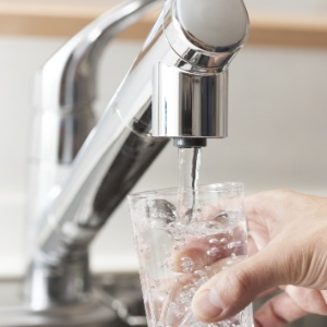 Por que usar filtro ou purificador de água? - Getty Images