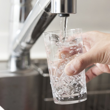 Por que usar filtro ou purificador de água? - Getty Images