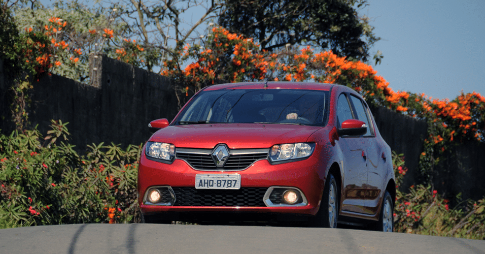 Renault Sandero Dynamique 1.6 2015 - Murilo Góes/UOL