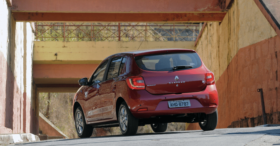 Renault Sandero Dynamique 1.6 2015 - Murilo Góes/UOL