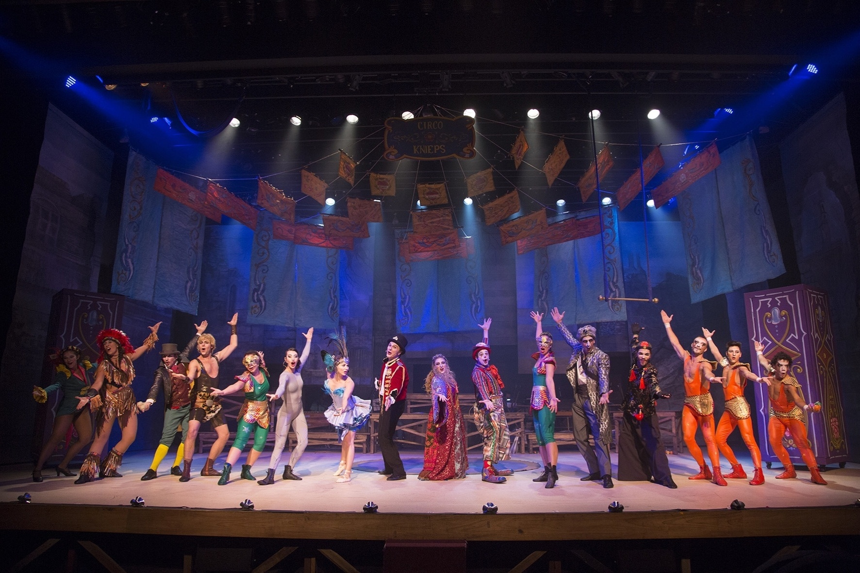 "O Grande Circo Místico" deve ir ao cinema em adaptação de Cacá Diegues. Enquanto o filme não fica pronto, o espetáculo volta aos palcos com novas canções e situações. SE PREPARE PARA OUVIR: "Acalanto", "Ciranda da Bailarina", "Beatriz" e "A História de Lily Braun" - Divulgação