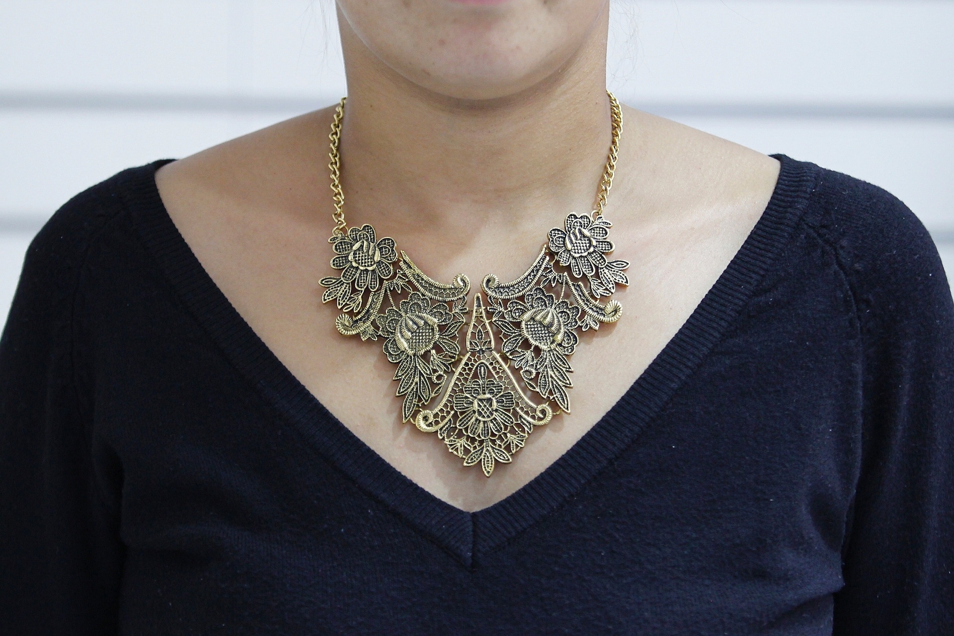 Colar ouro velho. R$ 11,99, Angel Bijoux_EDIT52_37654004 - Reinaldo Canato/UOL