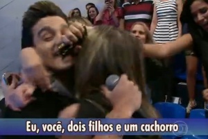 Luan Santana é "atacado" por fãs e cantor pede calma - Reprodução/GShow/DomingãoDoFaustão