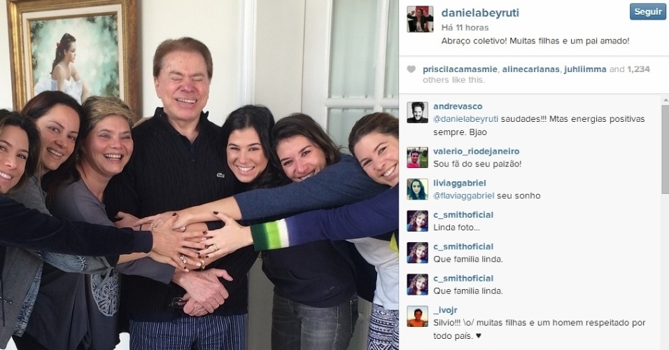 10.ago.2014 - Silvio Santos com as filhas no Dia dos Pais