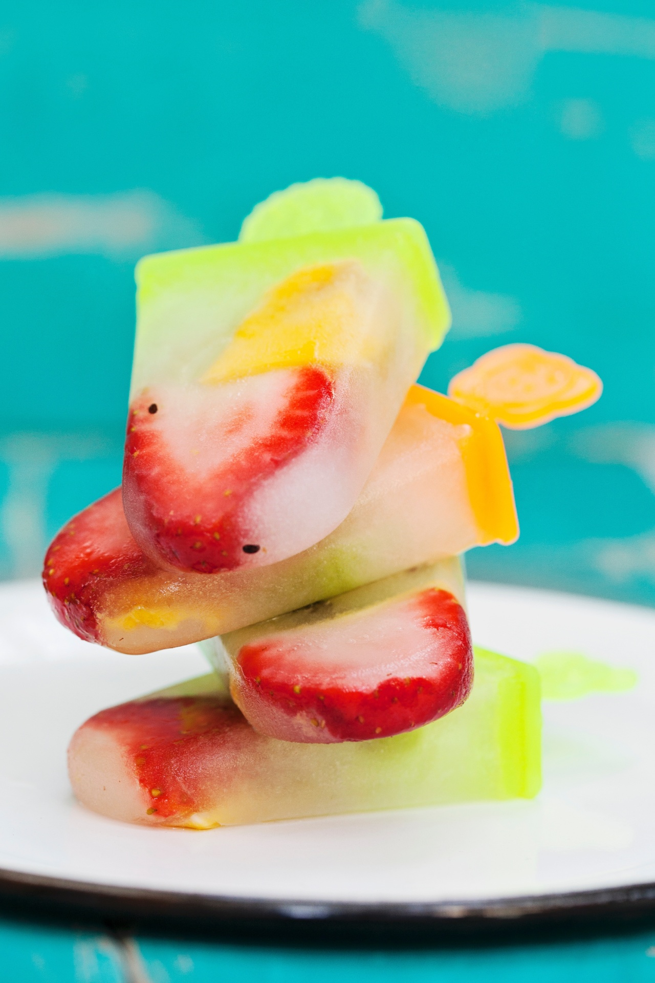 PICOLÉ COM ÁGUA DE COCO | Receita de Mayra Abucham e Thabata Neder para Escolinha Walita - Elisa Correa/Divulgação