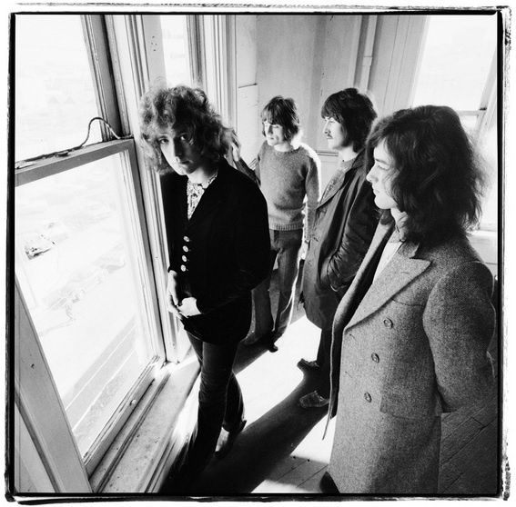 Imagem dos integrantes do Led Zeppelin incluída no livro "Led Zeppelin First U.S. Tour Portraits", do fotógrafo Herb Greene - Reprodução