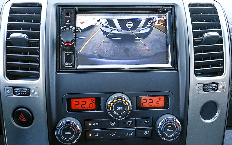 Nissan Frontier 2015 A/T - Divulgação