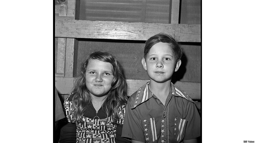 Ao montar retrospectiva da carreira, fotógrafo Bill Yates encontrou fotos feitas na década de 1970 em pista de patinação de Tampa, na Flórida - Bill Yates/ www.billyatescypix.com