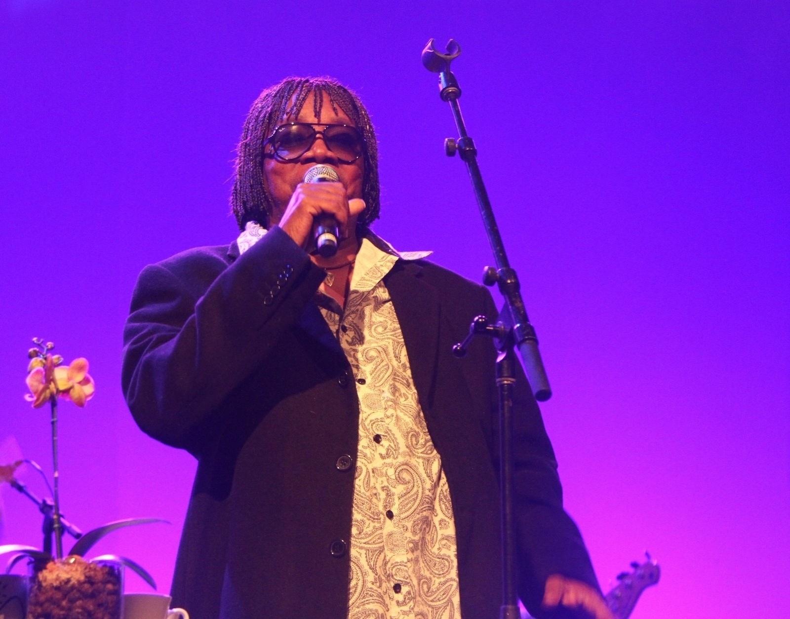 22.ago.2014 - Milton Nascimento se junta ao rapper Criolo para o show "Linha de Frente", no HSBC Brasil, na zona sul de São Paulo, na noite desta sexta-feira - Thiago Duran/AgNews
