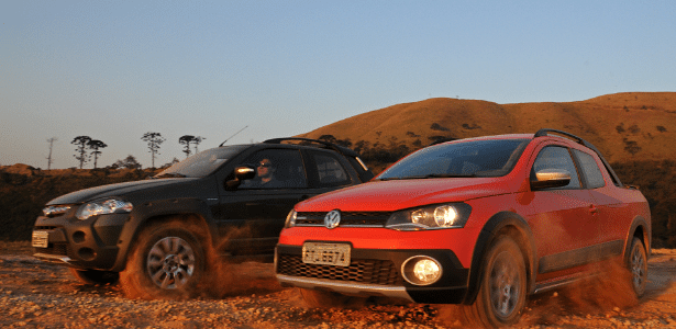 Fiat Strada Adventure Dualogic Cabine Dupla 2015 e Volkswagen Saveiro Cross Cabine Dupla 2015 - Murilo Góes/UOL - Murilo Góes/UOL
