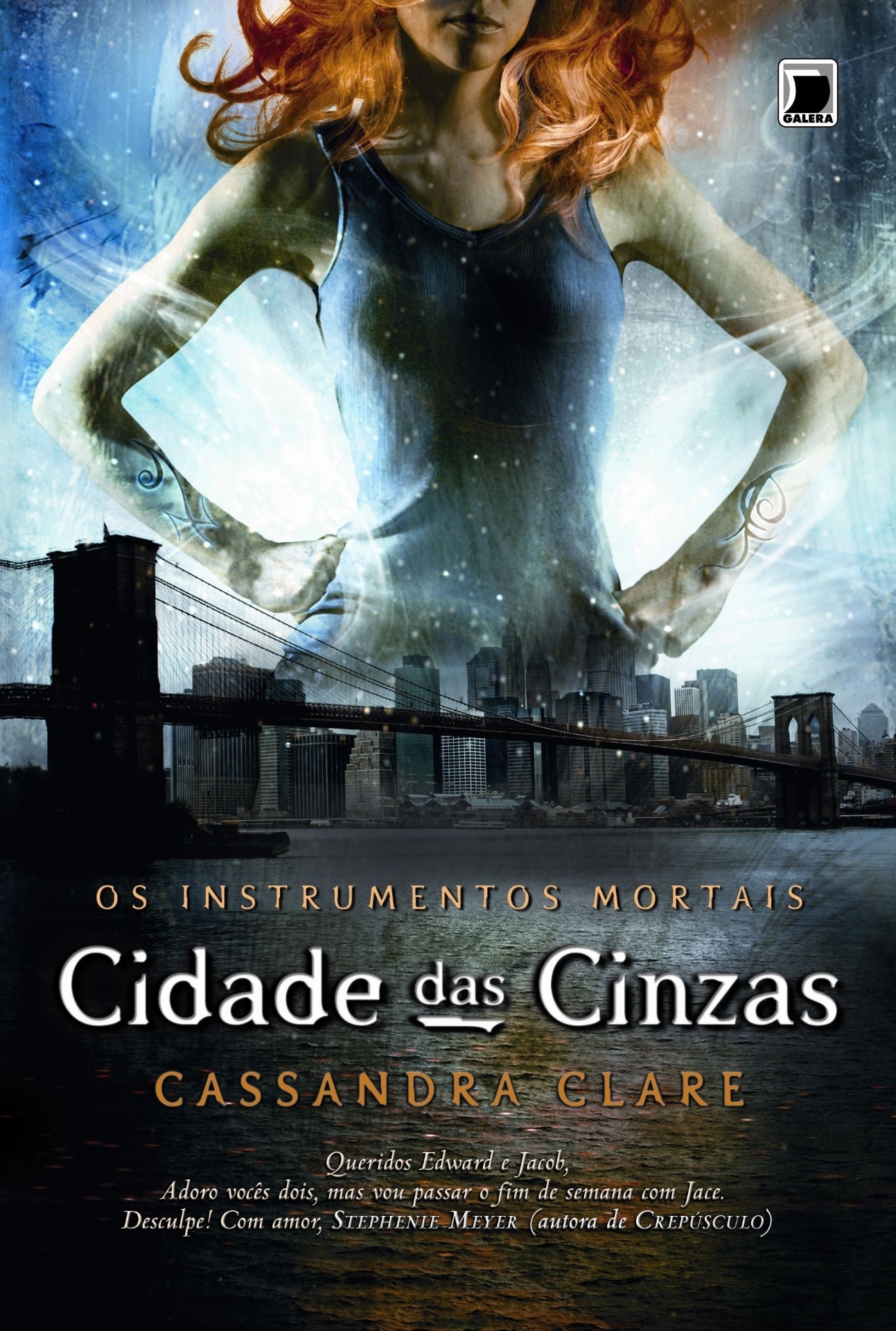 "Cidade dos Ossos", de Cassandra Clare, é a primeira obra da série literária "Os Instrumentos Mortais", composto por seis volumes - Reprodução